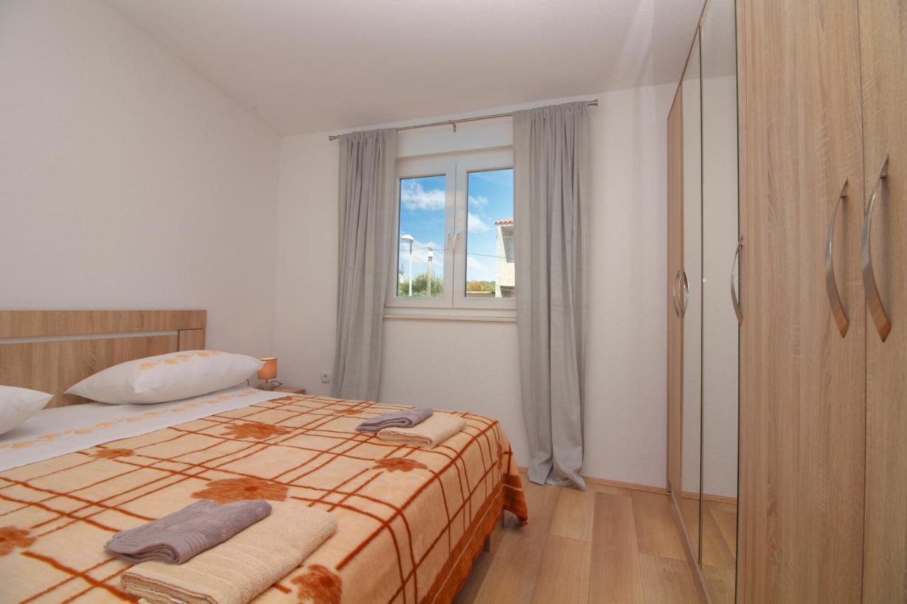 Conte Čikara Apartment Saricevi Buitenkant foto